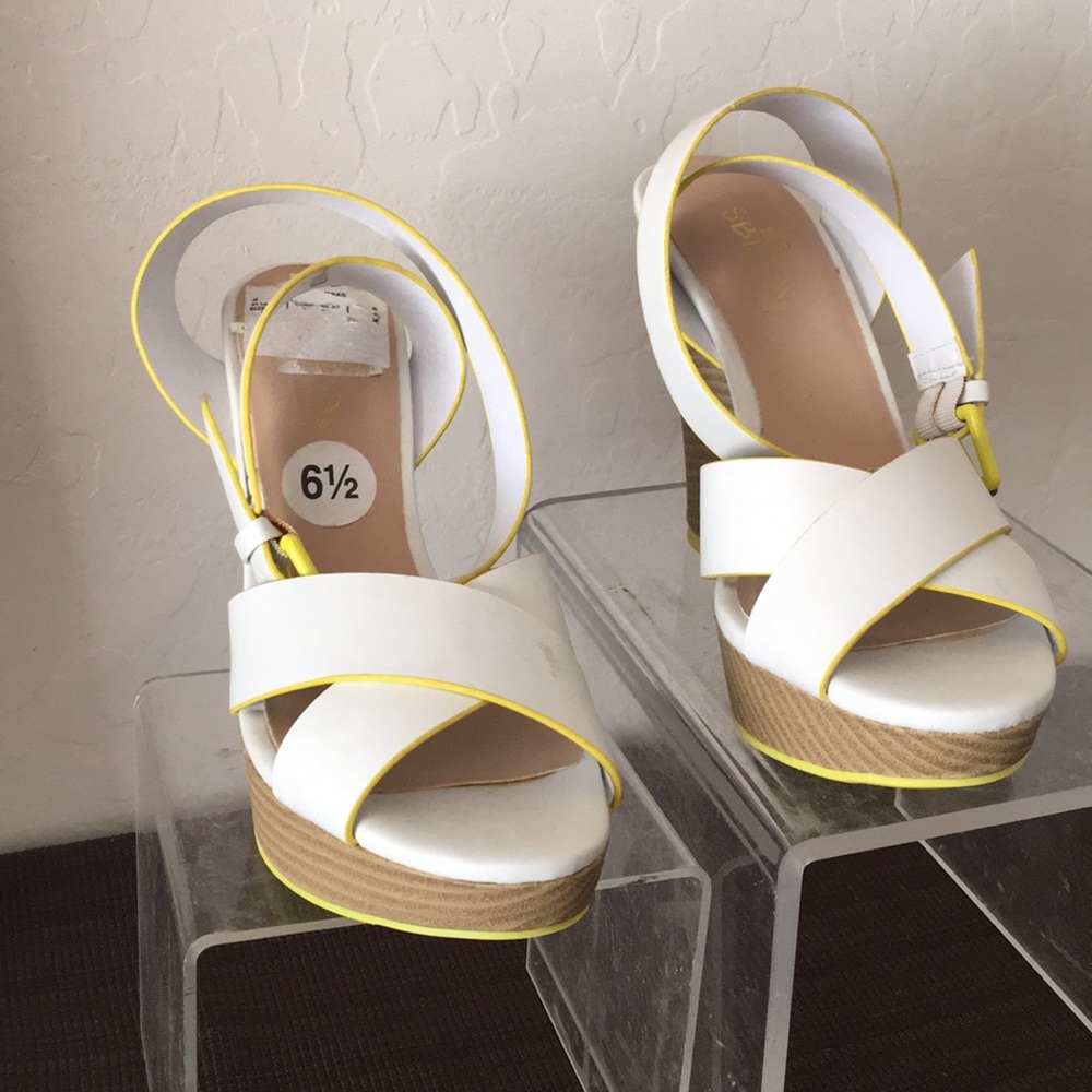 Ladies wedges